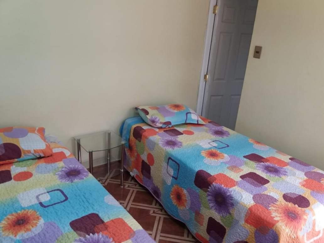 Hostal San Felipe Iquique Hotell Eksteriør bilde